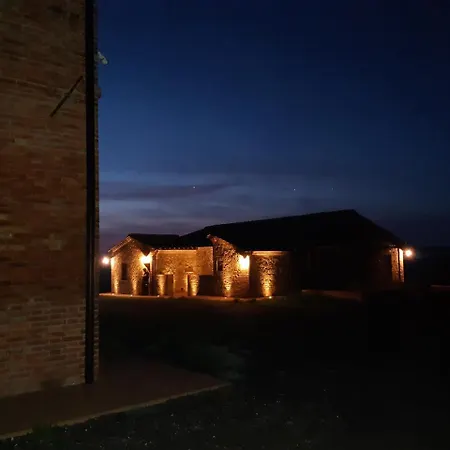 Cordella In Valdorcia Truffle&Olive Oil Resort Montalcino Esterno foto
