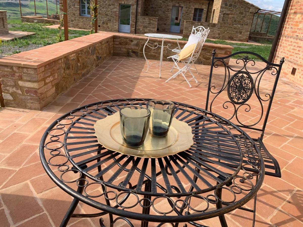 Cordella In Valdorcia Truffle And Olive Oil Resort Montalcino