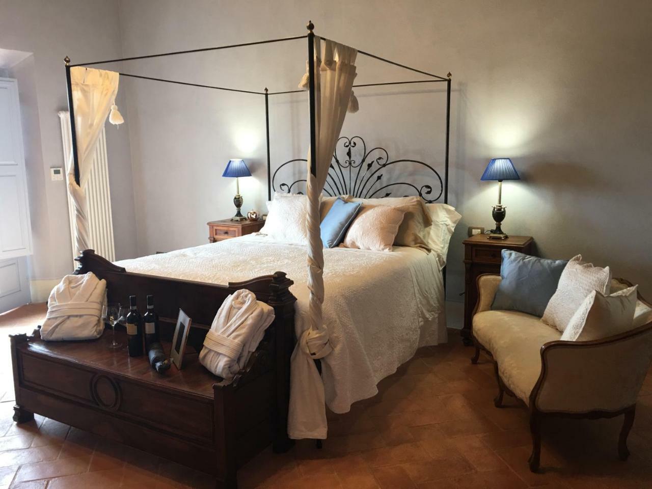Cordella In Valdorcia Truffle And Olive Oil Resort